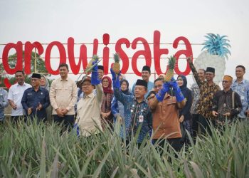 Menteri PDT Resmikan Bantuan Pengembangan Objek Wisata di Desa Wisata Tangkit Baru