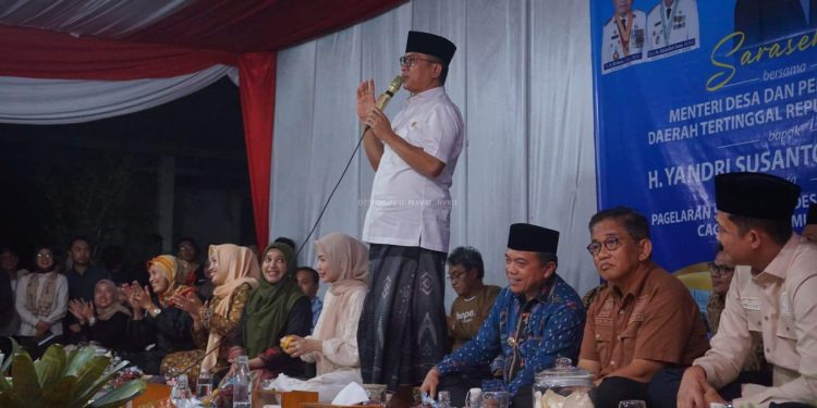 Sarasehan Menteri Pedesaan dan Pembangunan Desa Tertinggal dengan Warga di Desa Danau Lamo Maro Sebo