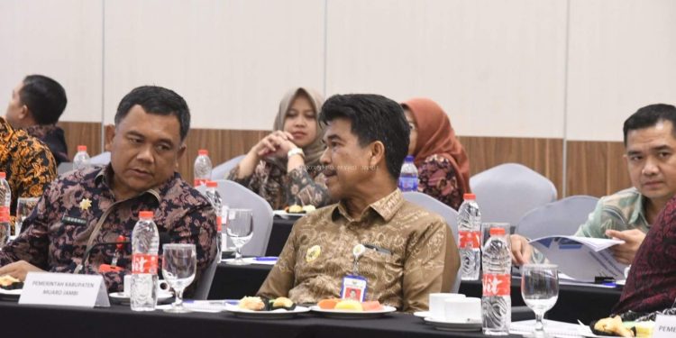 Rapat Sinkronisasi Penyusunan RPJMD Antara Pemerintah Provinsi Jambi Dengan Pemerintah Kabupaten/Kota Se Provinsi Jambi