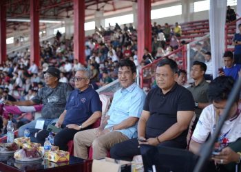 PJ Bupati Raden Najmi Didampingi Sekda Budhi Hartono Nonton Bareng Gubernur Cup 