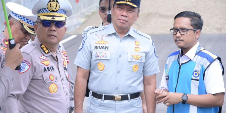 Jasa Raharja dan Korlantas POLRI Lakukan Survei Jalur Tol Cipularang, Periksa Titik Rawan dan Berikan Rekomendasi Perbaikan Jalan