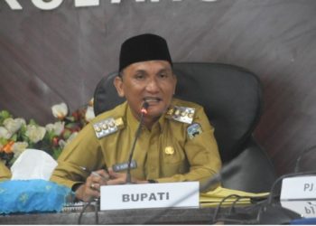Bupati Sarolangun Adakan Rapat Program 100 Hari Kerja Di Ruang Pola Utama Kantor Bupati Sarolangun