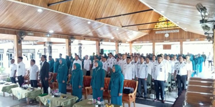 Bupati Batang Hari Mengukuhkan Pengurus TP-PKK dan Posyandu Masa Bakti 2025- 2030