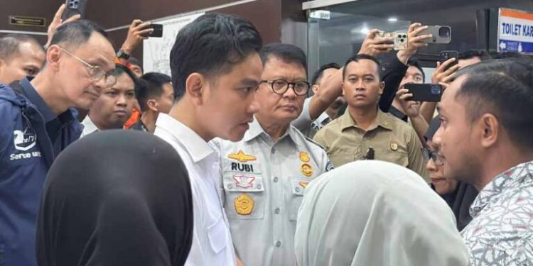 Jasa Raharja Dampingi Wapres Gibran Tinjau Penanganan Korban Kecelakaan KM Tunu Pratama Jaya di Pelabuhan Ketapang, Jawa Timur