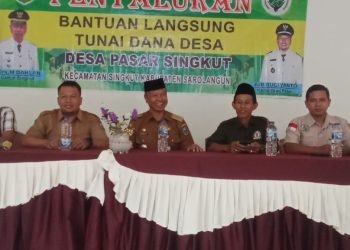 Penyaluran Bantuan Langsung Tunai Dana Desa (BLTDF) Desa Pasar Kecamatan Singkut