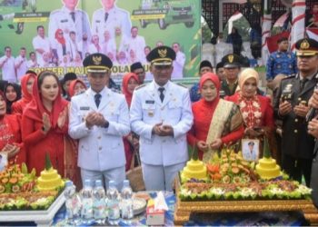 Momen Istimewa HUT Ke-80 Kemerdekaan RI, Bupati Sarolangun H.Hurmin mendapatkan Kejutan Spesial di Hari Ulang tahun nya 