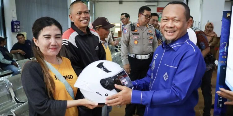 Jasa Raharja Dorong Peningkatan Layanan Publik dan Edukasi Keselamatan di Samsat Kota Semarang