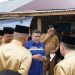 Bedah Rumah Pro Jambi Tangguh di Tebo Rampung, Kadis PUPR Jambi Dampingi Gubernur Al Haris Serahkan Kunci dan Pasang Peneng