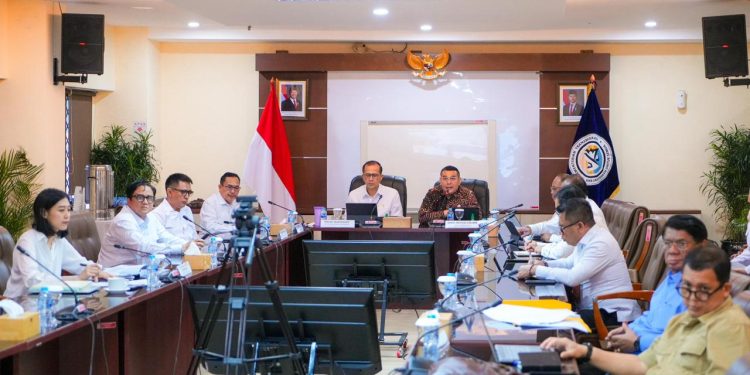 Tindak Lanjuti Penyelesaian Lahan Transmigrasi di Muaro Jambi, Wamen ATR/BPN Ossy : Harus Hati-hati dan Sesuai Ketentuan Hukum