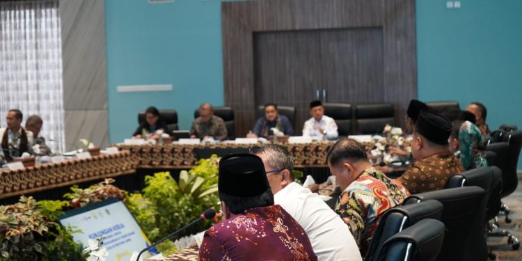 Komisi II DPR RI Kunjungi Jambi, Al Haris Dorong Reformasi Total BUMD dan Percepatan Penyelesaian Konflik Agraria