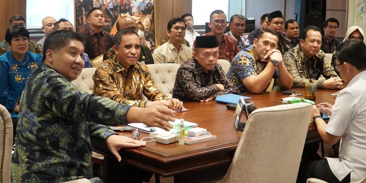 Gubernur Al Haris Usulkan Bedah Rumah ke Menteri PKP