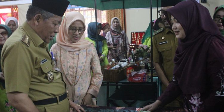 Wagub Sani: Bazar BKOW Kolaborasi Apik, Ruang Pemberdayaan dan Ruang Kepedulian