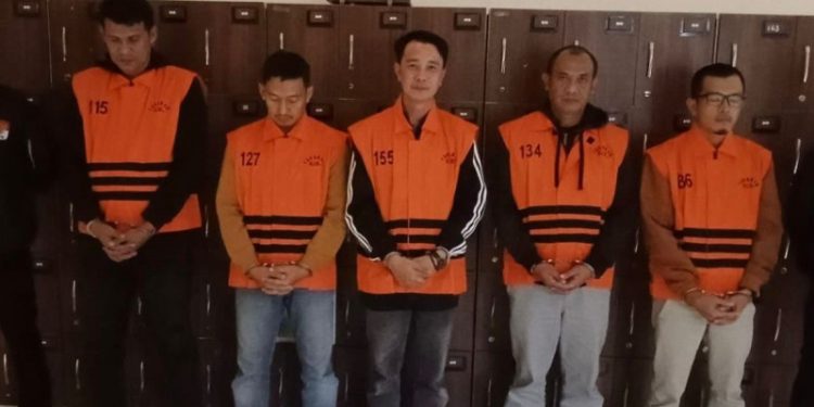 KPK Tetapkan Bupati, Kadis PUPRPKP Rejang Lebong dan 3 orang Pihak Swasta Tersangka Korupsi Suap Ijon Proyek