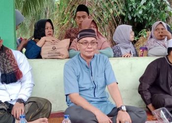 Sambut Ramadhan, Wakil Ketua DPRD Muaro Jambi Jurjani Hadiri Ziarah Kubur di Desa Sekernan