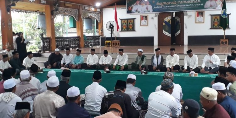 Khidmat dan Meriah! Pemkab Batanghari Rayakan Nuzulul Qur’an Bersama Penyerahan Hadiah Lomba Ramadhan 1447 H