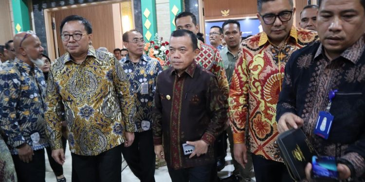 Gubernur Al Haris Ikut Entry Meeting BPK RI, Tekankan Transparansi Keuangan Jambi