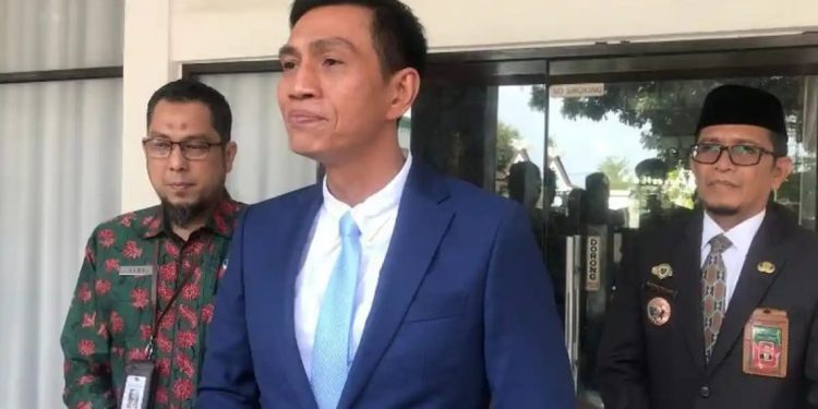 Kaji Penerapan WFH untuk ASN, Fadhil Arief Tekankan Efisiensi BBM dan Pelayanan Publik Tetap Optimal