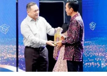 Bupati Fadhil Arief Raih Penghargaan Nasional “Cahaya Hati Award 2026” atas Kepemimpinan Humanis