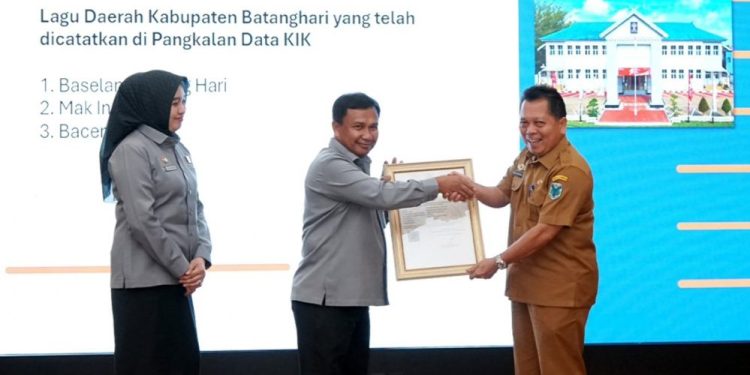 Pemkab Batang Hari Perkuat Perlindungan Budaya, Lagu Daerah Resmi Kantongi Sertifikat KIK