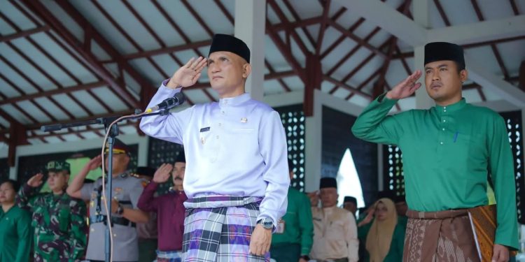 Bupati Sarolangun Bacakan Sambutan Mentri pada Upacara Hardiknas 2026, Sampaikan Lima Kebijakan Strategis Pendidikan Nasional