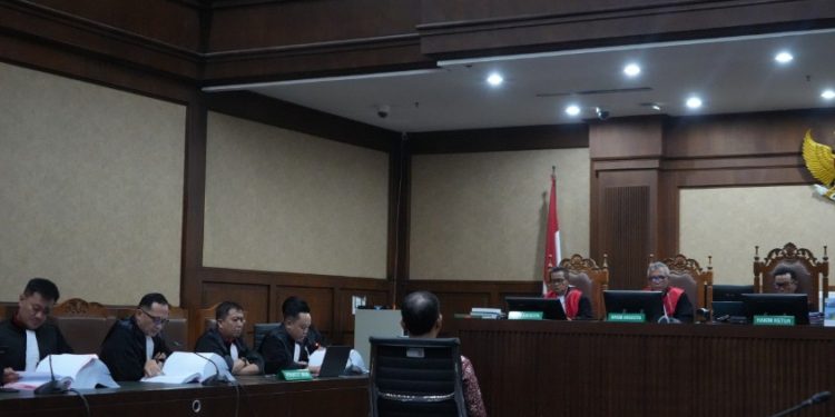 JPU Kejagung Bacakan Tuntutan 18 Tahun Terhadap Terdakwa Nadiem Makarim