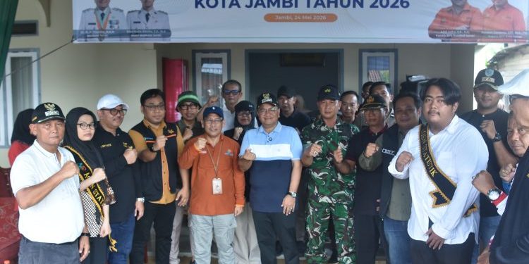 Wali Kota Jambi Resmikan 12 Gerobak Motor OPBM di Kebun Handil, Dorong Pengelolaan Sampah Berbasis Masyarakat