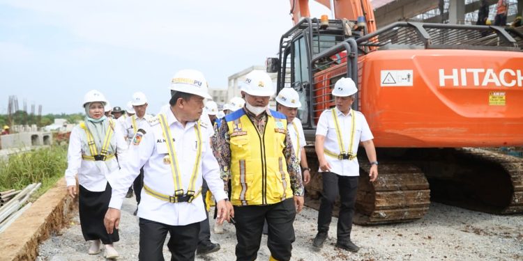 Tinjau Pembangunan Sekolah Rakyat di Tanjabtim, Al Haris Minta Proyek Dipercepat Demi Sambut Siswa Baru
