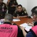 Tim Penyidik Kejagung Serahkan 11 Tersangka dan Barang Bukti Perkara Korupsi Penyimpangan Ekspor CPO