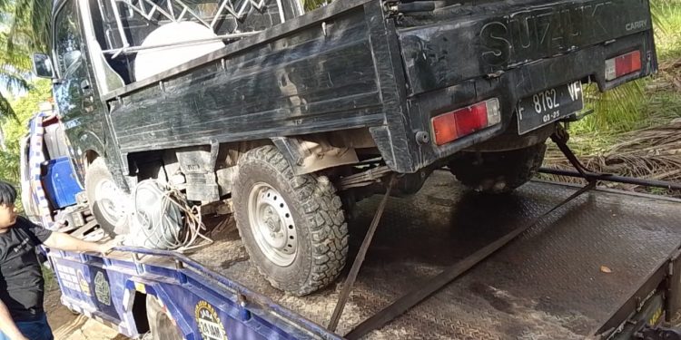 Diduga Milik E, DD, dan H, Lima Tungku Peleburan Timah Balok di Depan Mako Brimob Sungailiat Digerebek Satgas