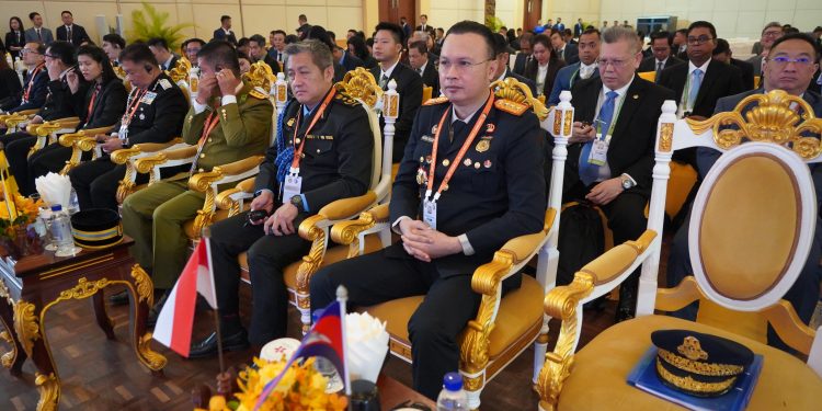 Menjaga Gerbang Negeri dari Siem Reap: Indonesia dan Politik Baru Perbatasan Keimigrasian