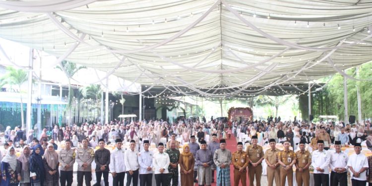 Wagub Jambi Abdullah Sani Harap Lahir Generasi Qurani dan Berakhlak Mulia pada Khataman Al-Qur’an Yayasan Nurul Hidayah