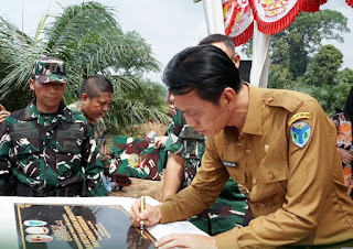 Bupati Fadhil Arief Resmikan Jembatan Boyle dan Jembatan Merah Putih, Akses 2 Desa Kini Semakin Lancar