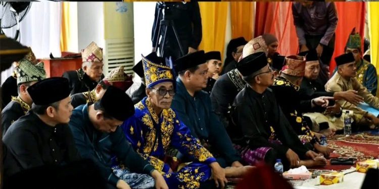 Wabup Bakhtiar Hadiri Hari Adat Jambi ke-748, Tegaskan Komitmen Batang Hari Lestarikan Warisan Melayu