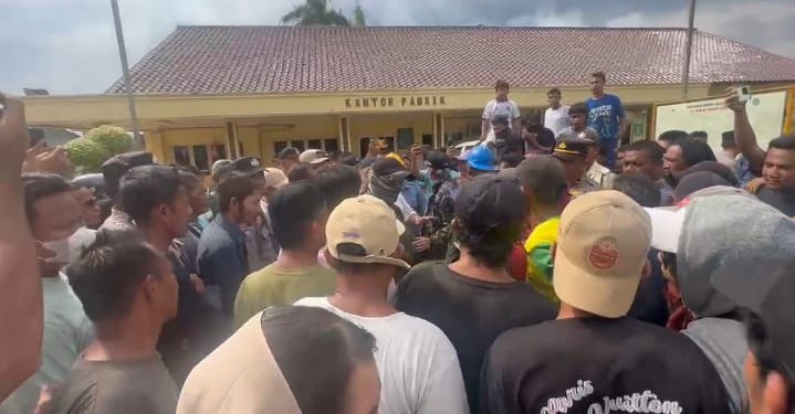 8 Desa Duduki Pabrik CPO PT GML, Tolak Perpanjangan HGU