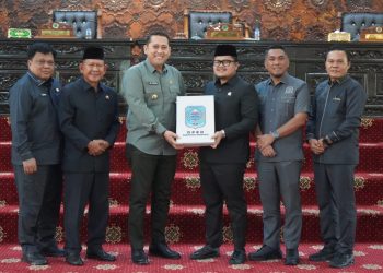 DPRD Merangin Sahkan Ranperda Pertanggungjawaban APBD 2025 Menjadi Perda