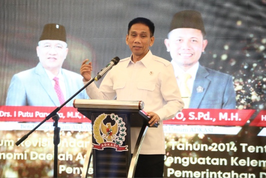 Wamendagri Wiyagus Minta DPRD Kawal APBD Berbasis Hasil, Bukan Sekadar Aspek Administratif