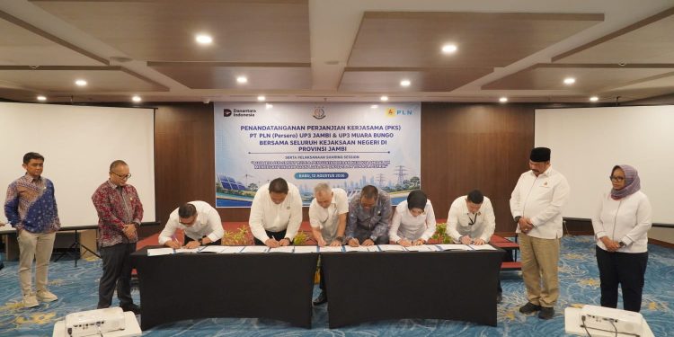 Cegah Penyalahgunaan Tenaga Listrik, Kejati Jambi dan PLN tandatangani Perjanjian Kerja Sama