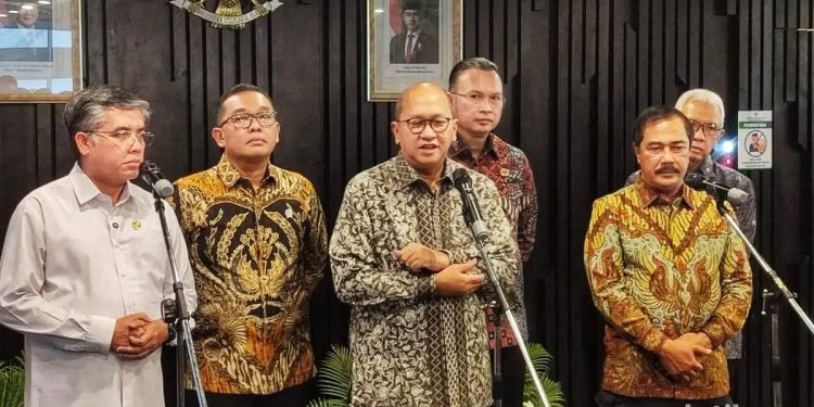 “Pintu Dipercepat, Pengawasan Diperketat”