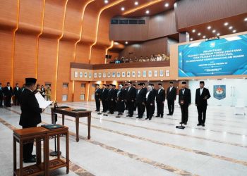 Lantik Pejabat Pimpinan Tinggi Pratama dan Fungsional, Mendagri Tekankan Pentingnya Rotasi dan Penyegaran Organisasi