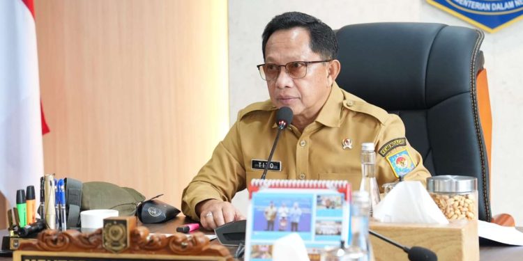 Mendagri Minta Pemda Perkuat Aturan Larangan Pembakaran Lahan dan Maksimalkan Penggunaan Anggaran Karhutla 